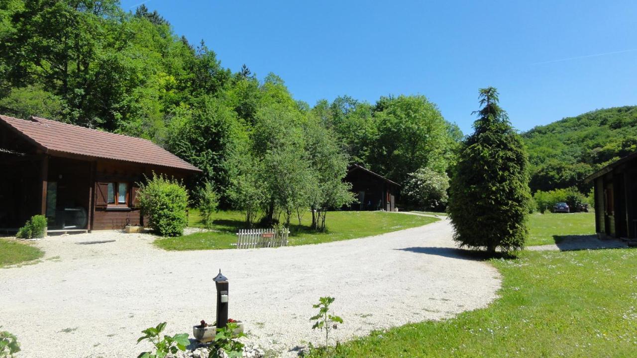 La Roche Du Moulin Villa Saint-More Exteriör bild